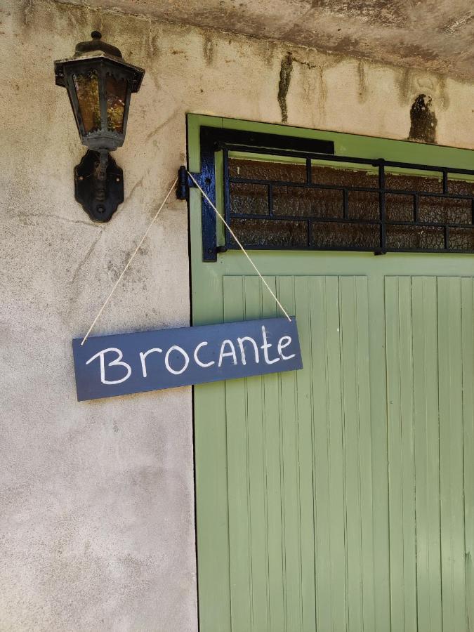 Chambres D'Hotes / B&B Chez Mon Reve Eguzon-Chantome Kültér fotó