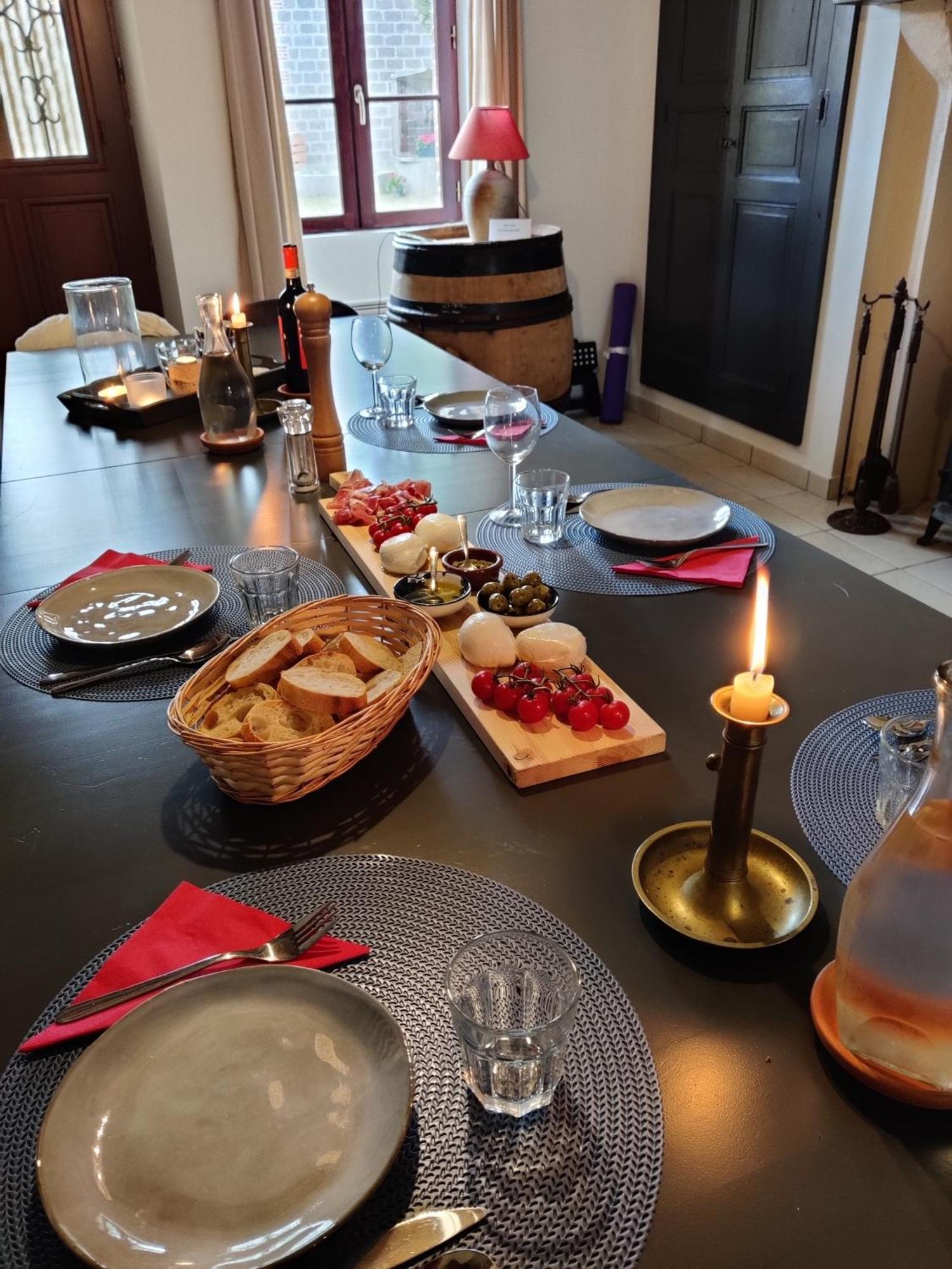 Chambres D'Hotes / B&B Chez Mon Reve Eguzon-Chantome Kültér fotó